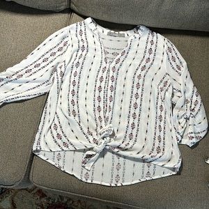 2Sable Boho Print Tie Front Top Size L